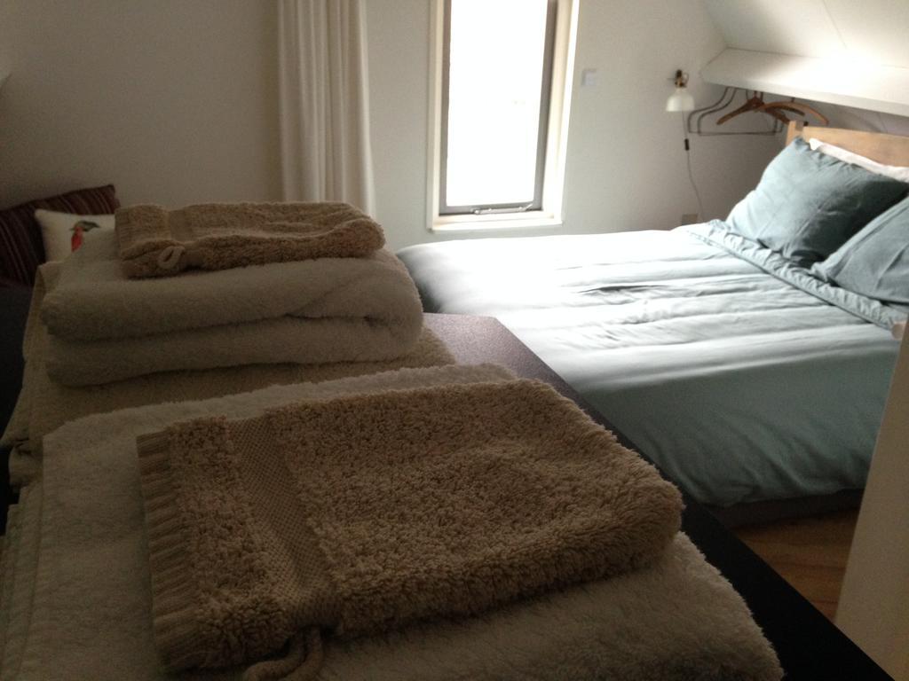 Bij En Boom Bed & Breakfast 德拉赫滕 客房 照片
