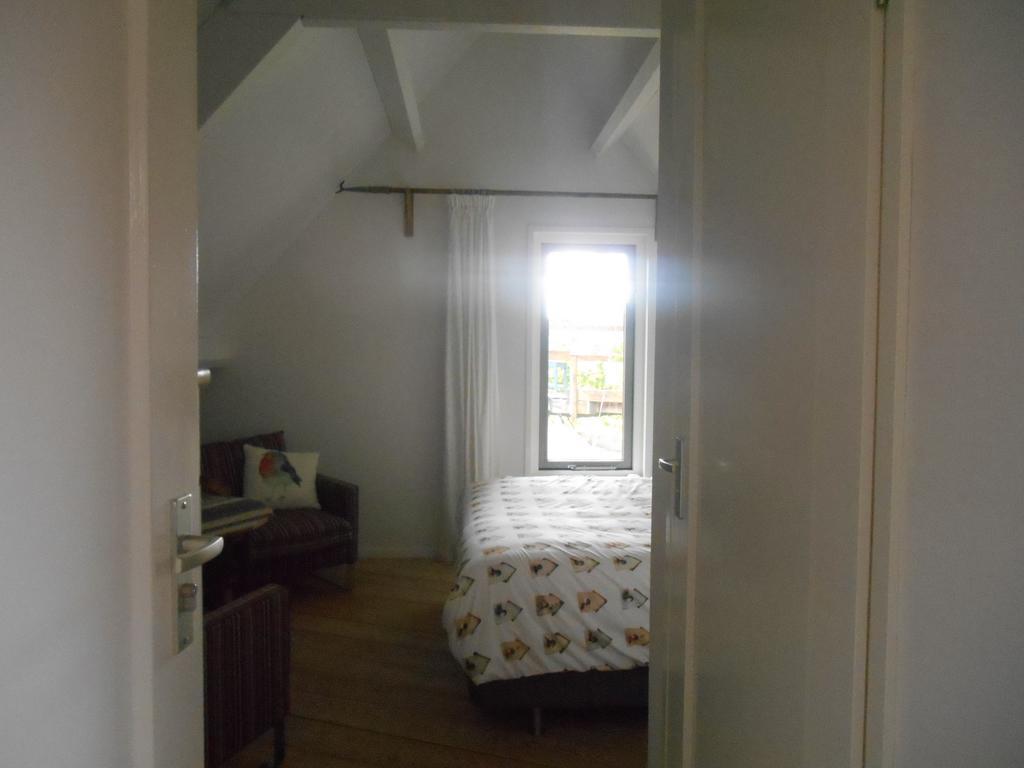 Bij En Boom Bed & Breakfast 德拉赫滕 客房 照片